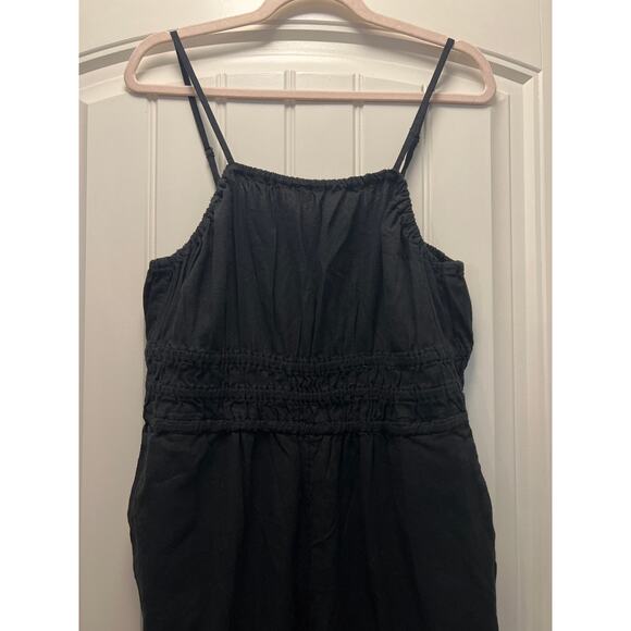 Old Navy Women Waist-Defined Linen-Blend Crop Smocked Cami Jumpsuit SZ XL Black - Picture 3 of 7